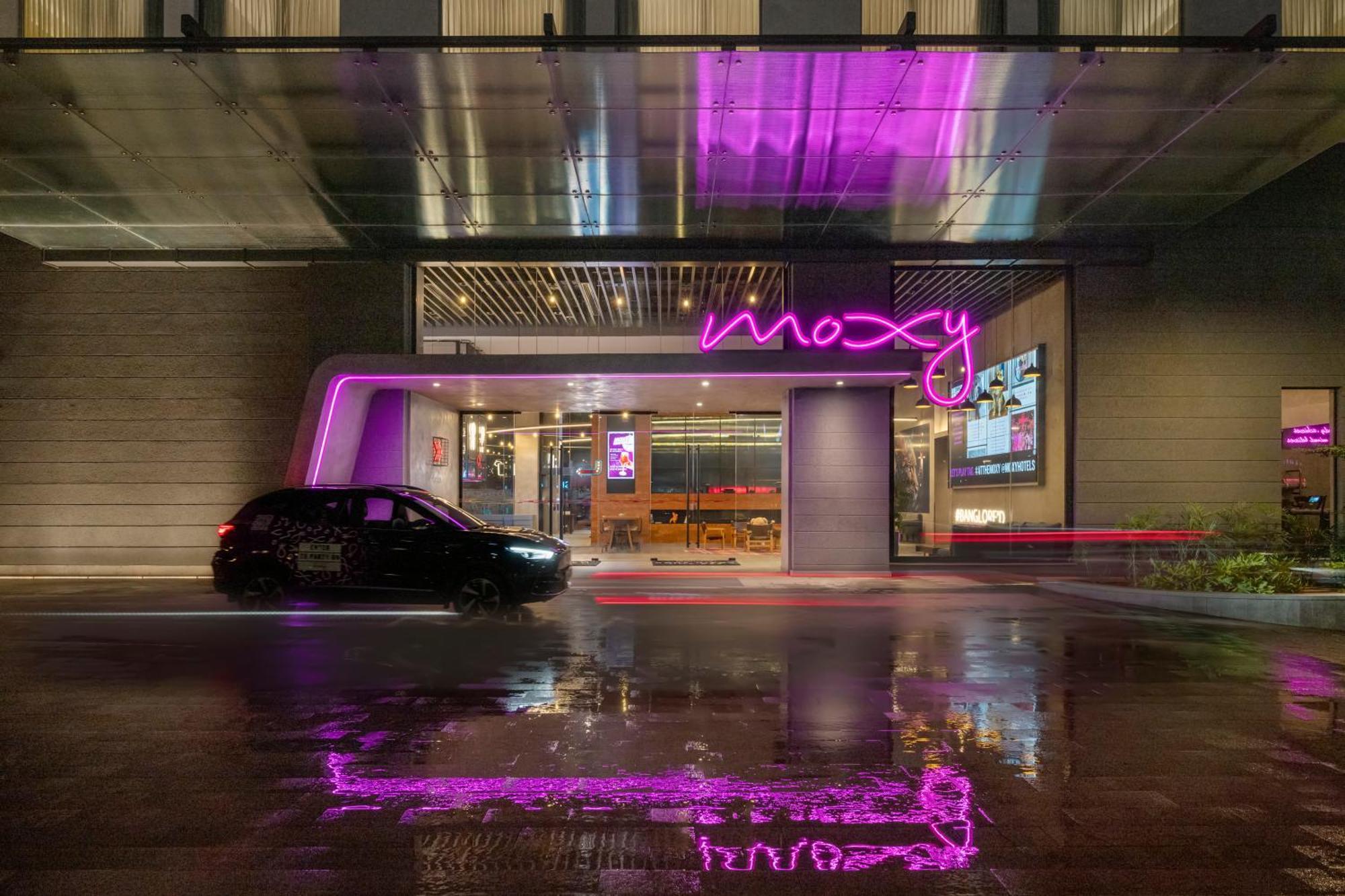 ホテル Moxy Bengaluru Airport Prestige Tech Cloud Devanahalli エクステリア 写真