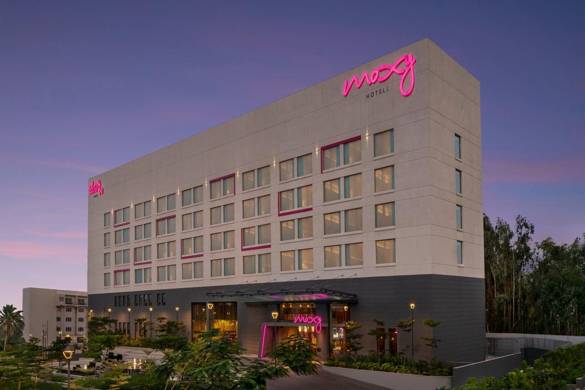 ホテル Moxy Bengaluru Airport Prestige Tech Cloud Devanahalli エクステリア 写真