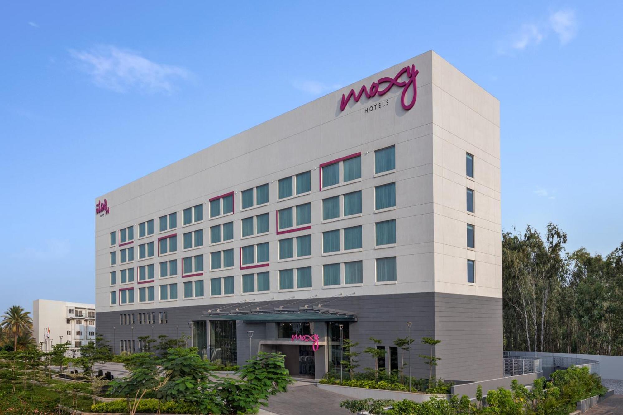 ホテル Moxy Bengaluru Airport Prestige Tech Cloud Devanahalli エクステリア 写真